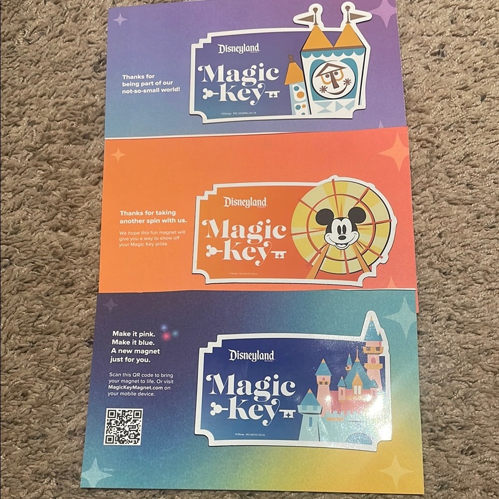 Disneyland Magic Key Magnets Set (NEW)